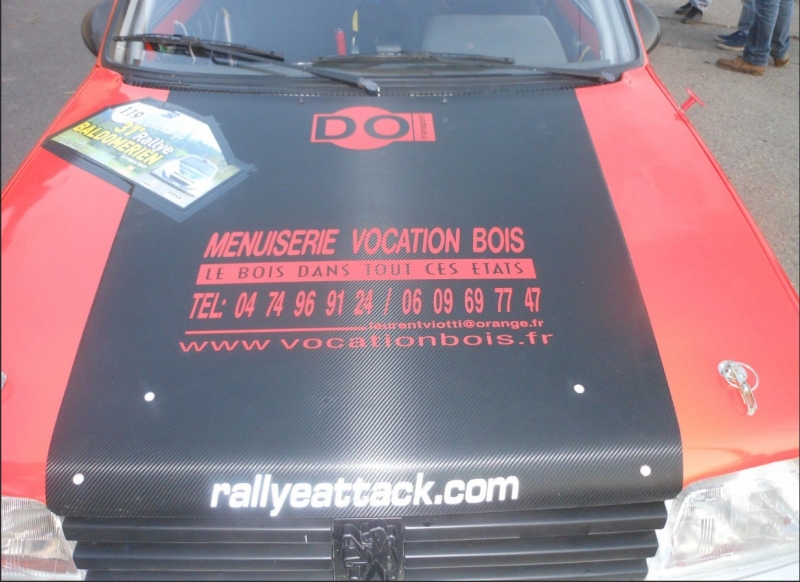 Vocation Bois sponsor de voiture de rallye